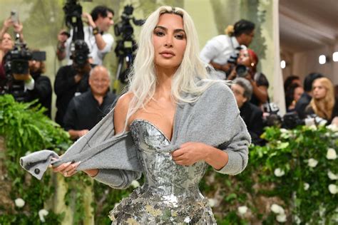 kim kardashian met gala sweater